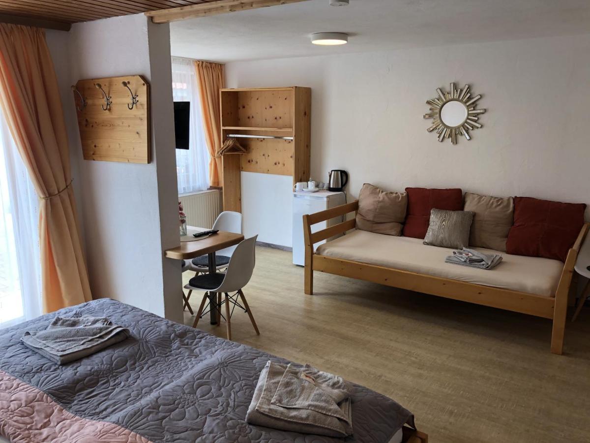 Ferienhaus Elisabeth ฟุสเซ่น ภายนอก รูปภาพ